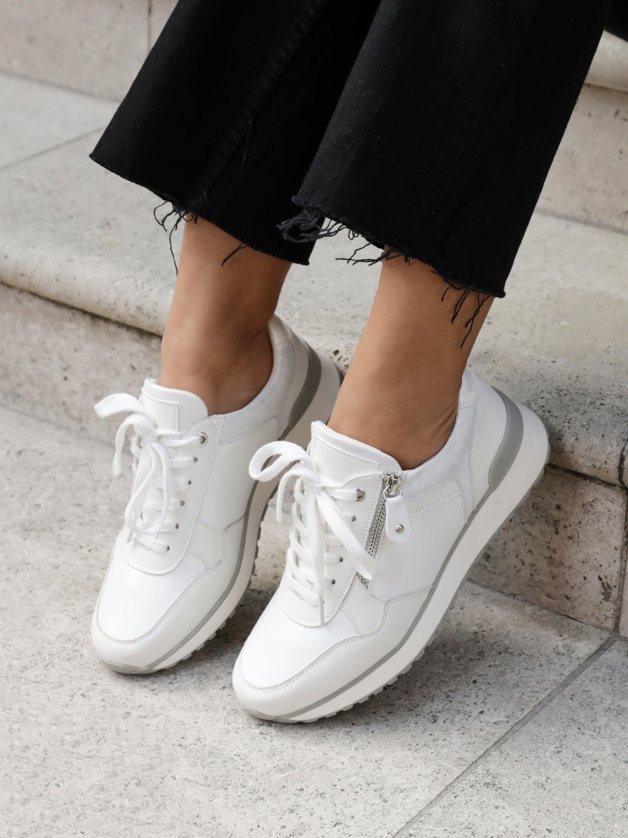 Euston White Trainers