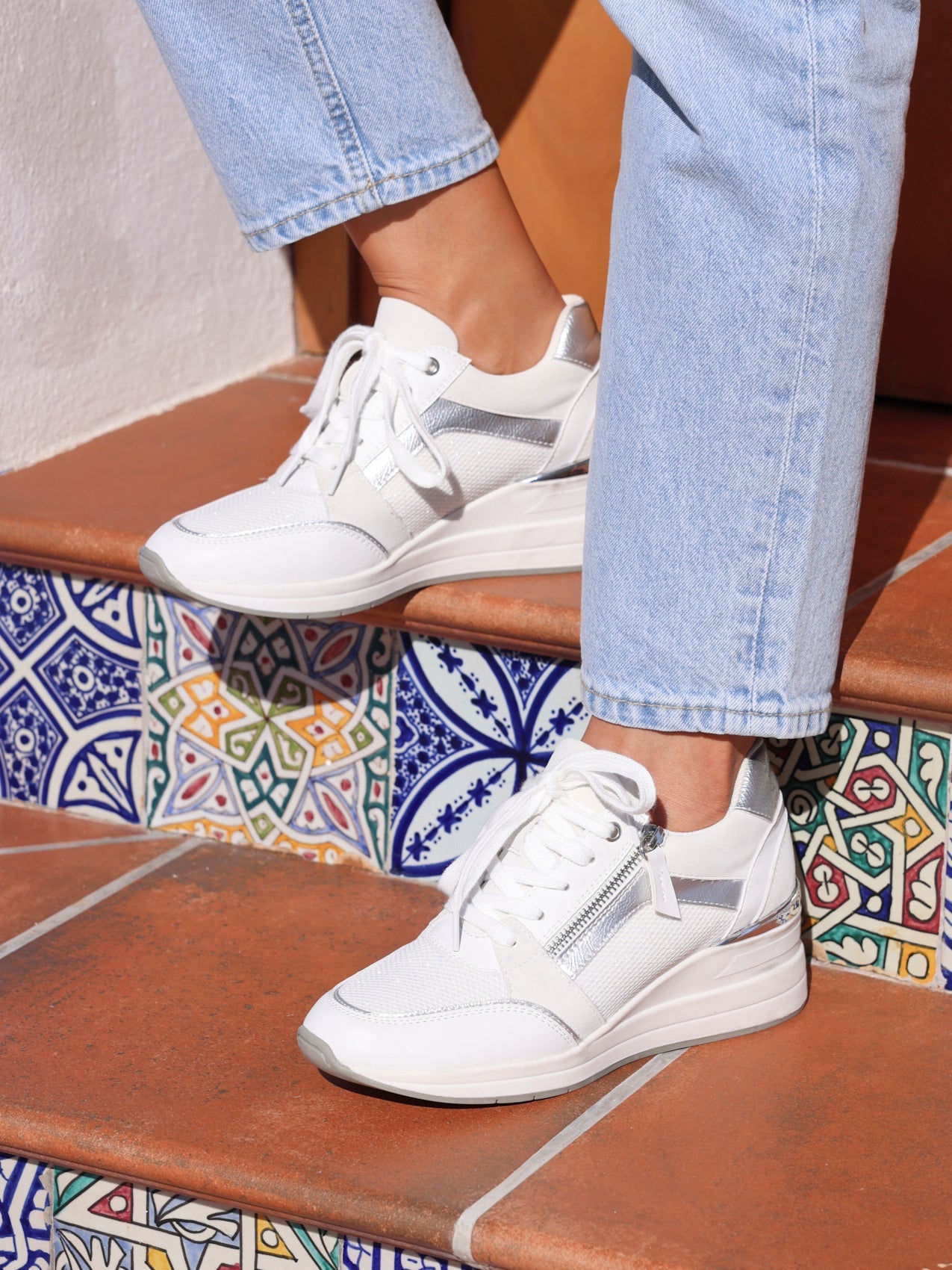 Everett White & Silver Wedged Trainers