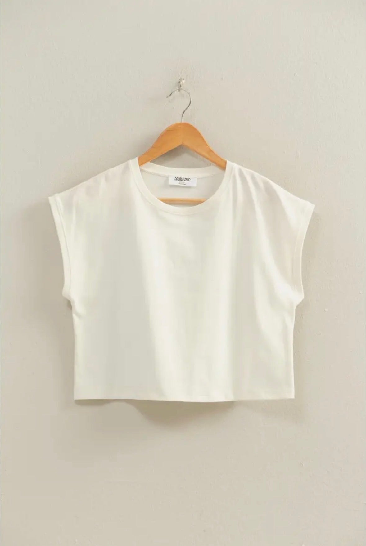 essential tee