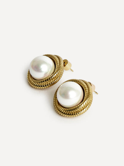 Afterglow Gold Pearl Twist Stud Earrings
