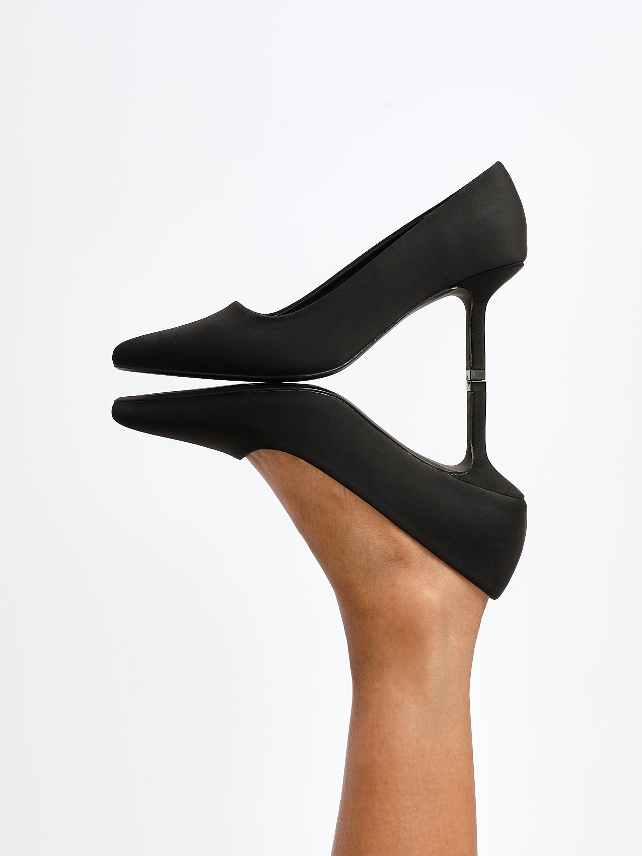 Aim Wide Fit Black Scuba Court Heels