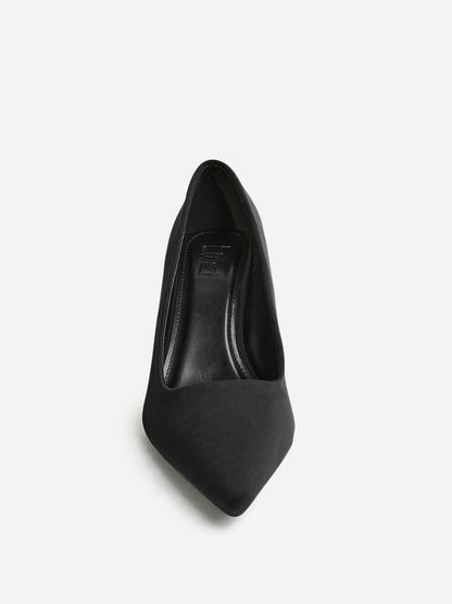 Aim Wide Fit Black Scuba Court Heels