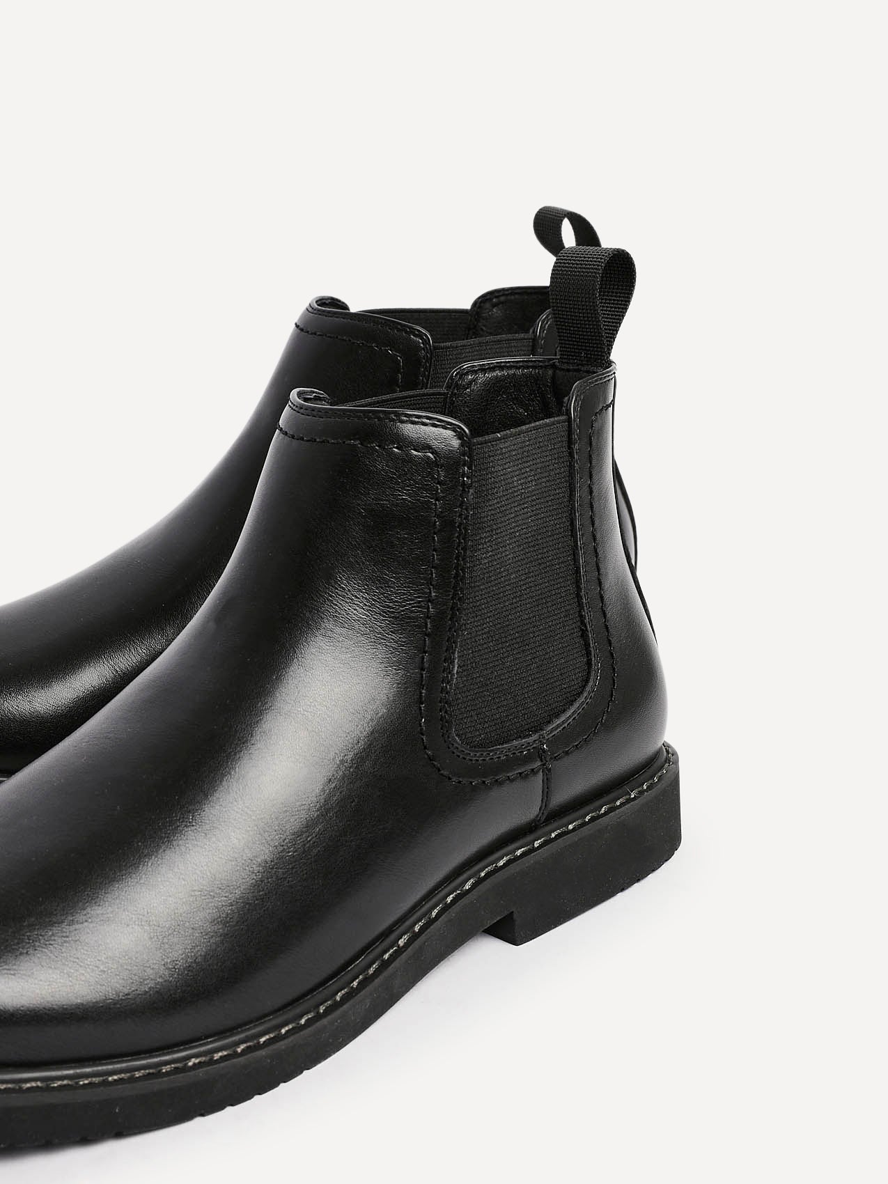 Alessandro Mens Black Faux Leather Chelsea Boots