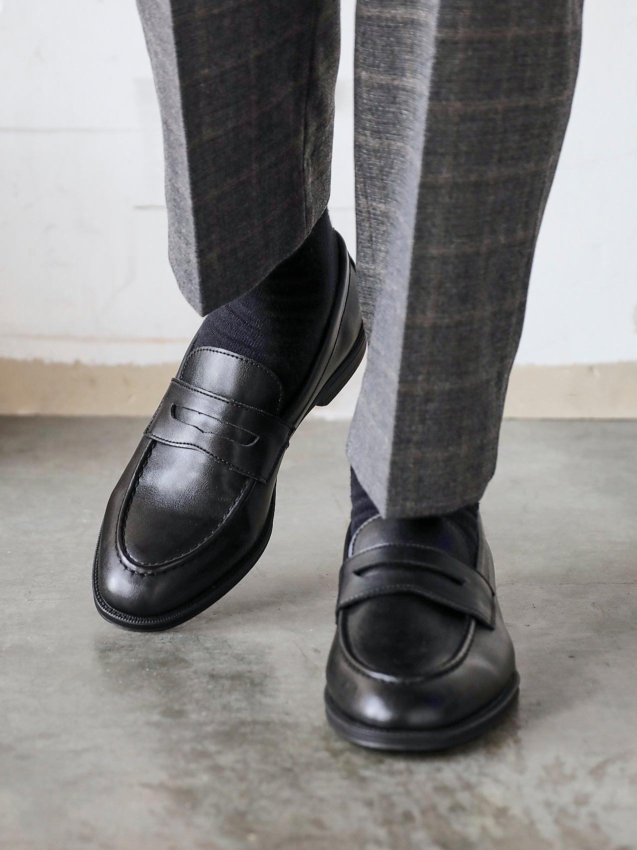 Aurelio Mens Black Faux Leather Penny Loafers