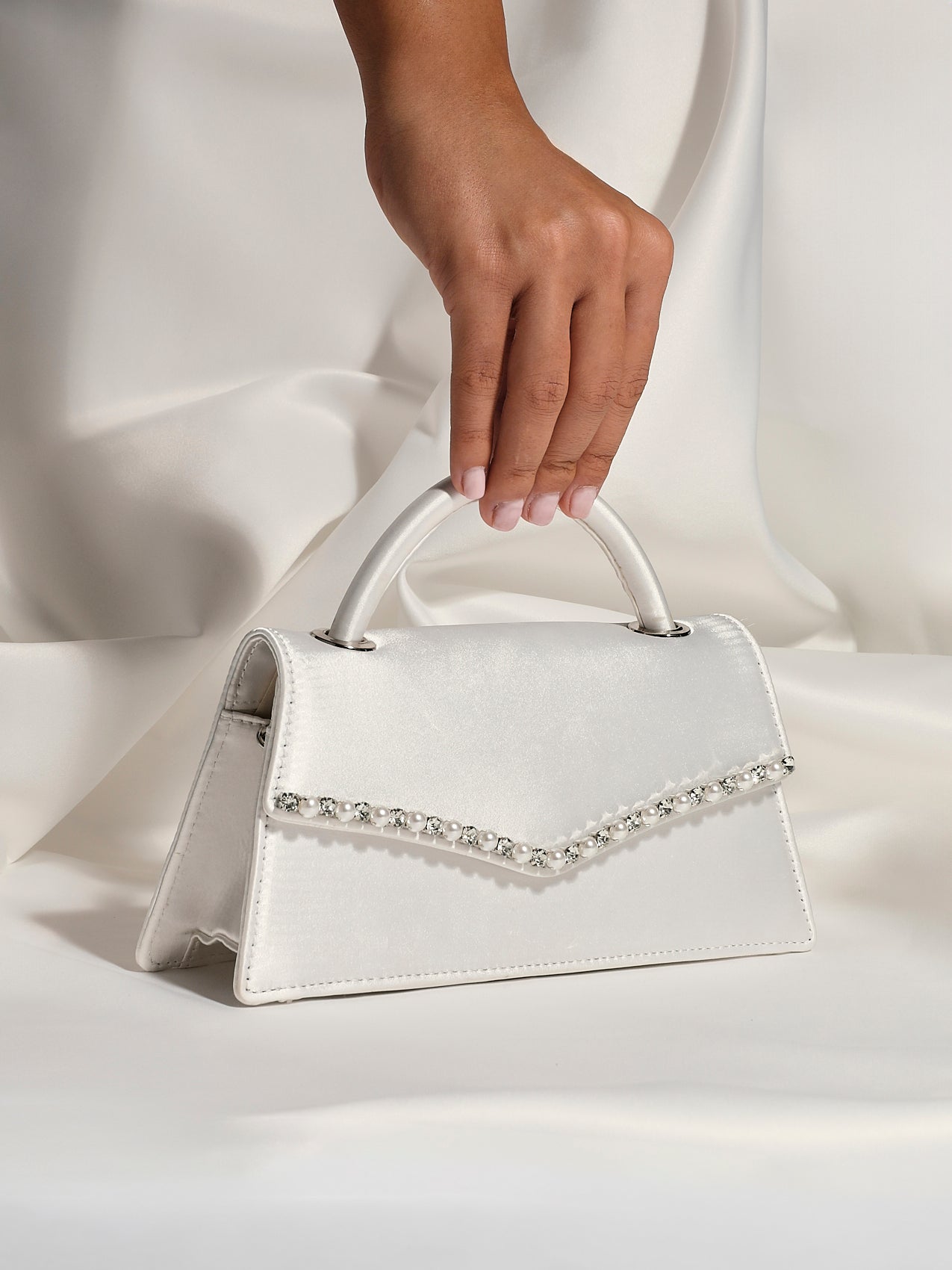 Sorelle Bridal Pearl Embellished Clutch Bag