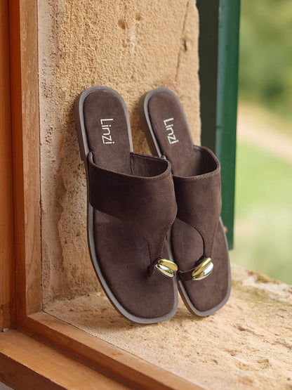 Contain Brown Toe Ring Flat Sandals