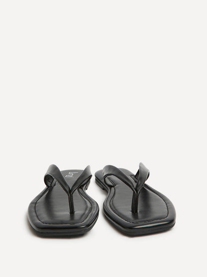 Element Black Toe Post Flat Sandals