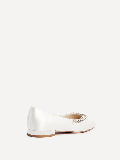 Endless Bridal Ivory Satin Pointed Pumps