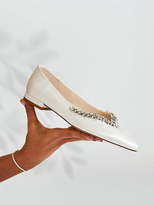 Endless Bridal Ivory Satin Pointed Pumps