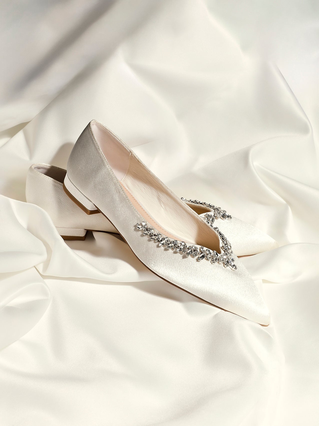 Endless Bridal Ivory Satin Pointed Pumps