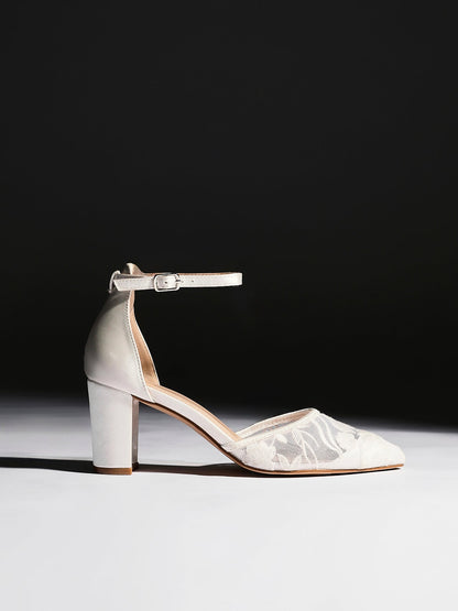 Essence Bridal Lace Court Heels