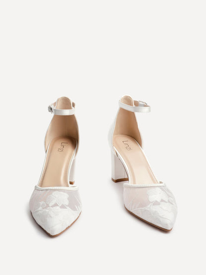Essence Bridal Lace Court Heels