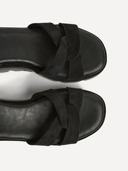 Fate Black Flatform Sandals