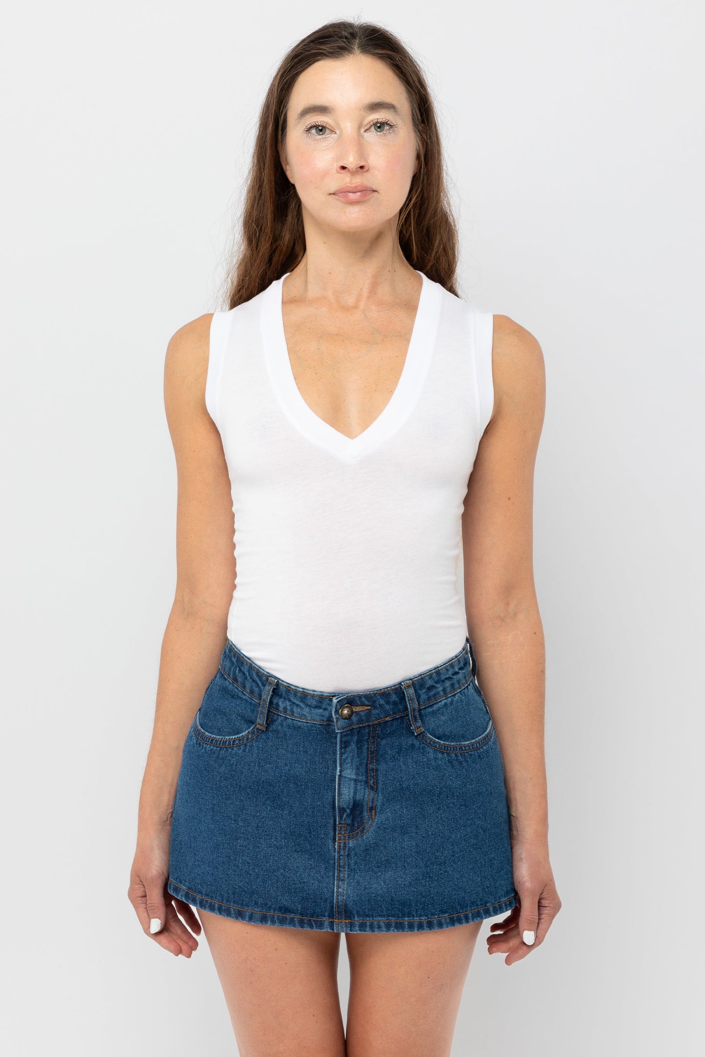 FF366 - Poly Cotton Sleeveless V Neck