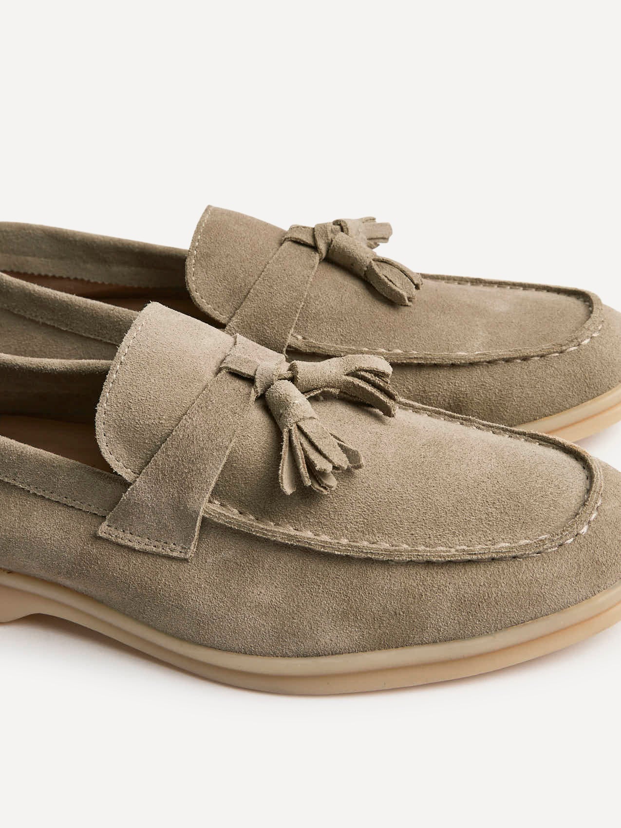 Giorgio Mens Taupe Suede Leather Tassel Loafers