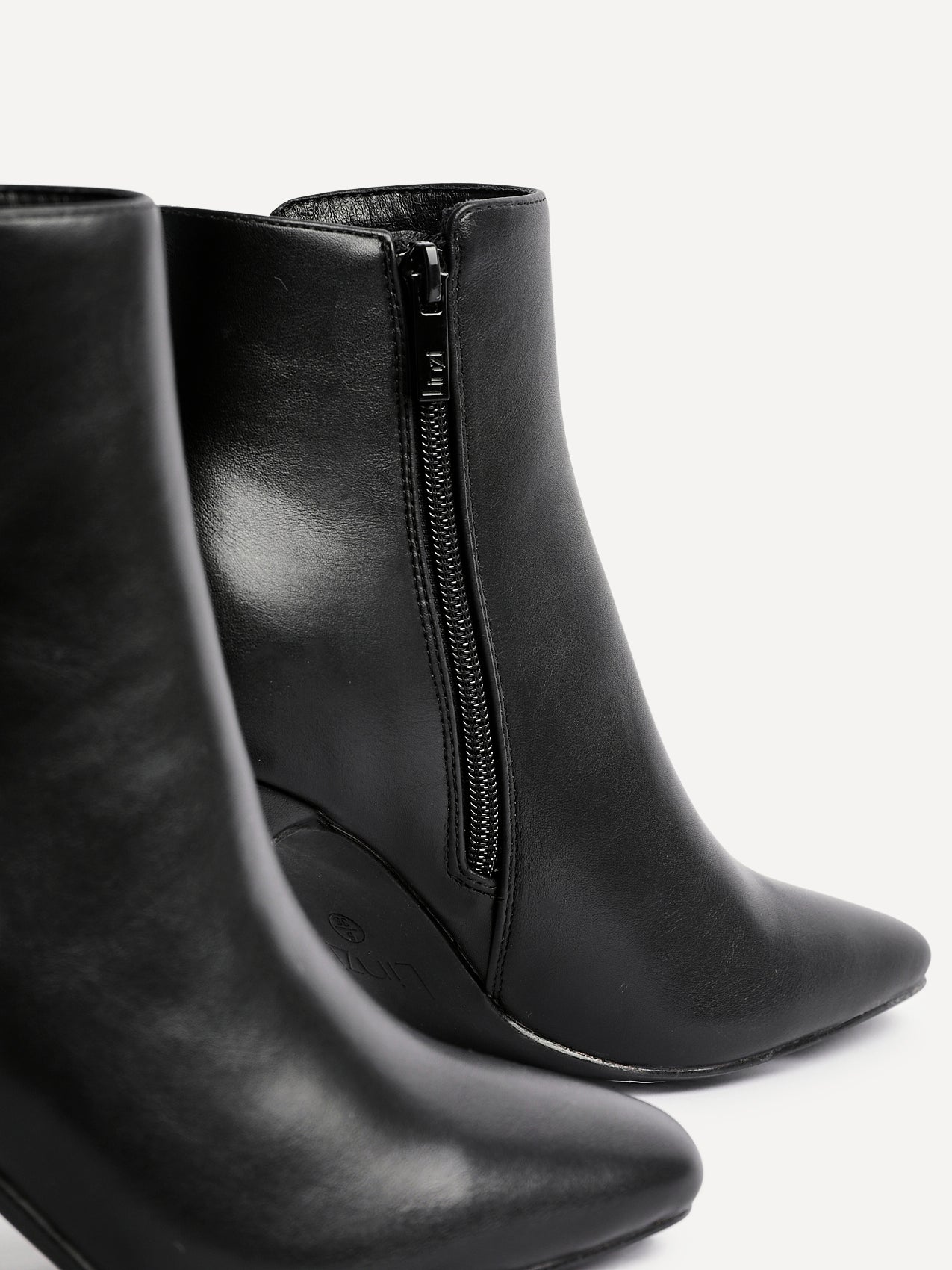 Glance Black Faux Leather Heeled Ankle Boots