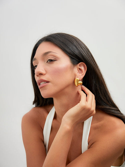 Wish Gold Wave Heart Stud Earrings