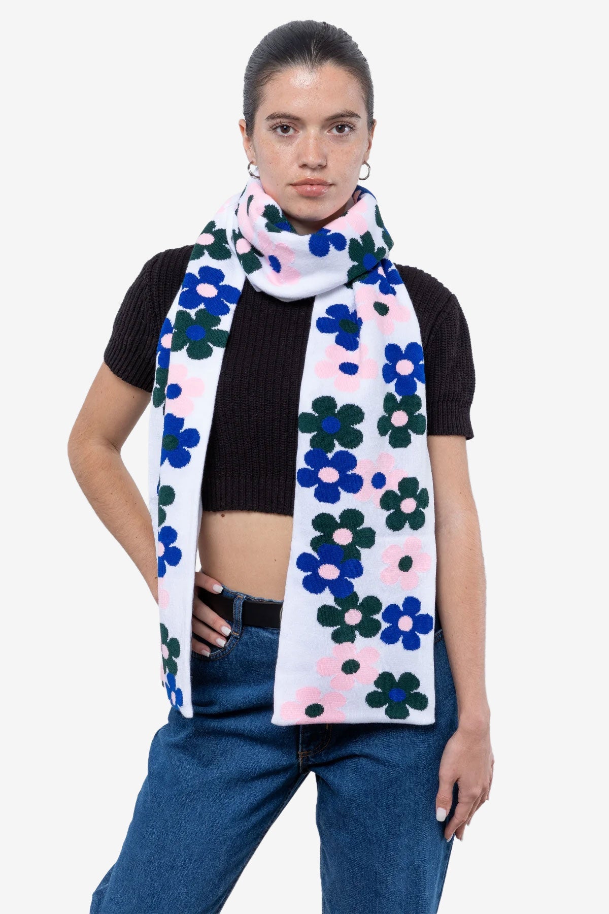 JQSCARF35 - Daisy Vine Scarf