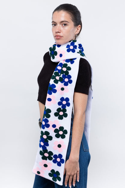 JQSCARF35 - Daisy Vine Scarf
