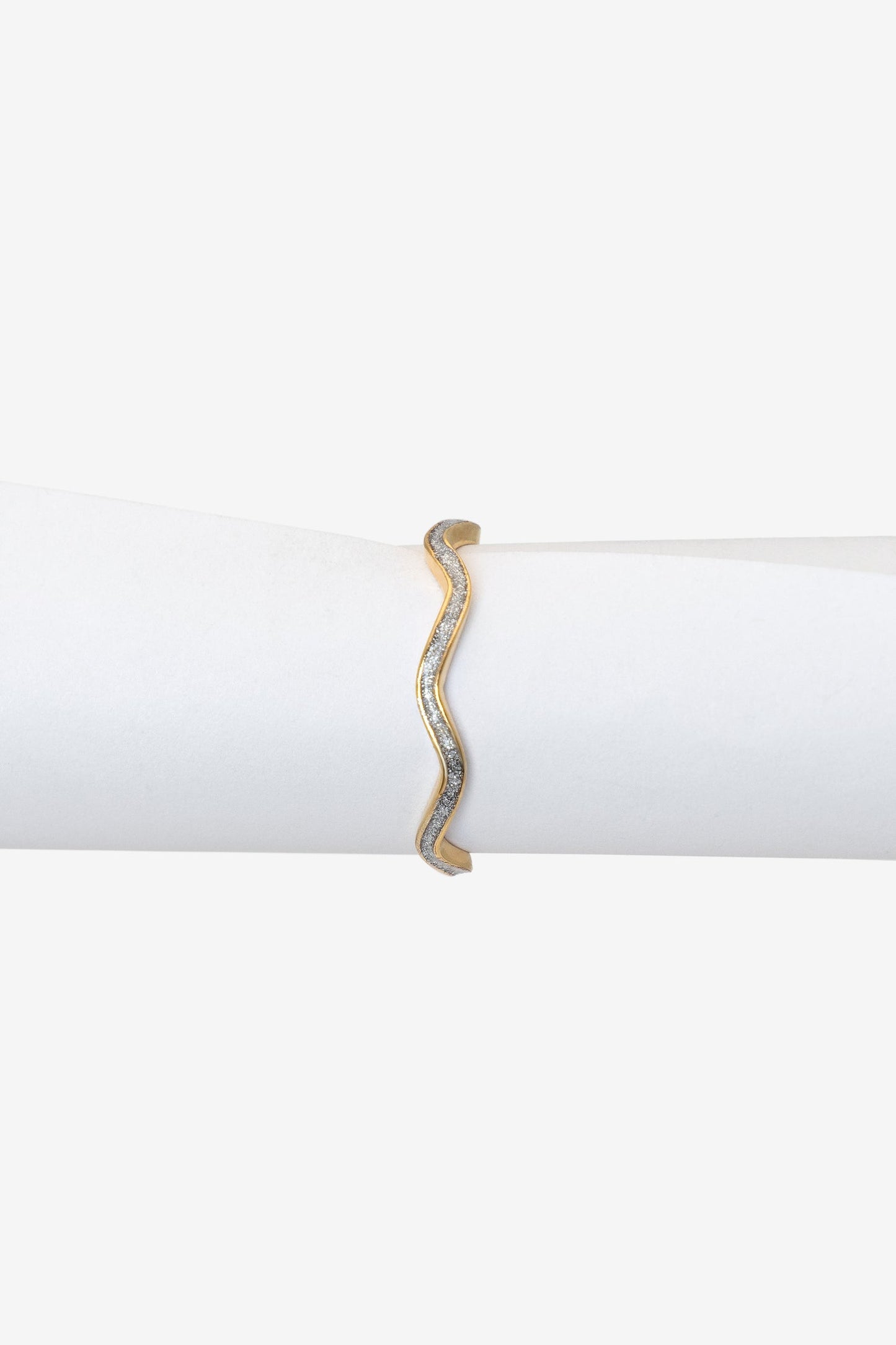 JWLWER - Wavy Enameled Stacking Ring