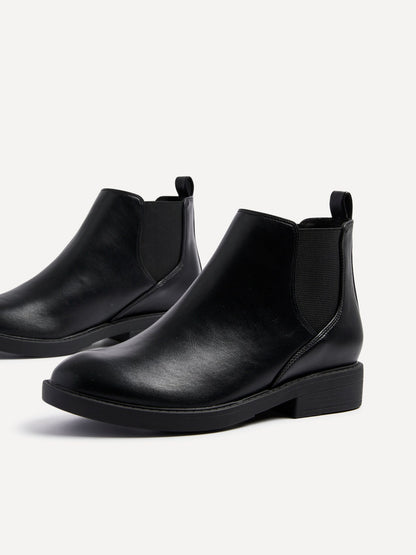 Karina Black Classic Chelsea Boots