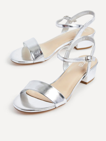 Kezzi Silver Faux Leather Low Heeled Sandals