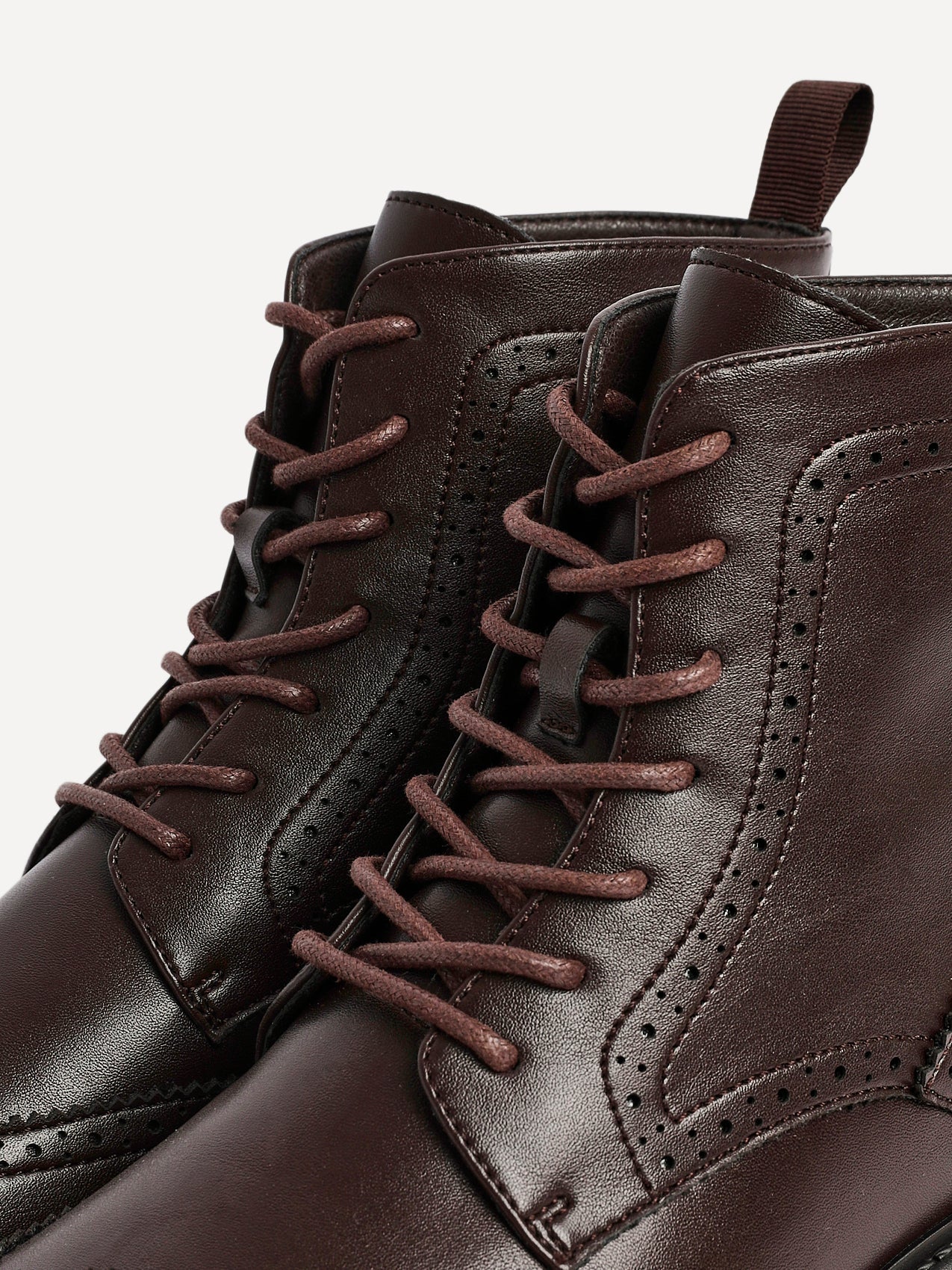 Leonardo Mens Brown Faux Leather Brogue Boots