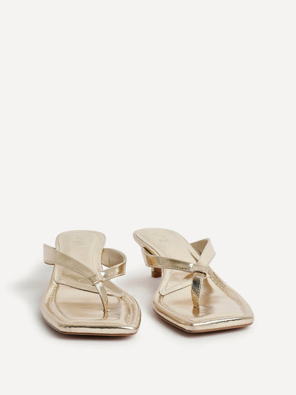 Potential Gold Toe Post Kitten Heels