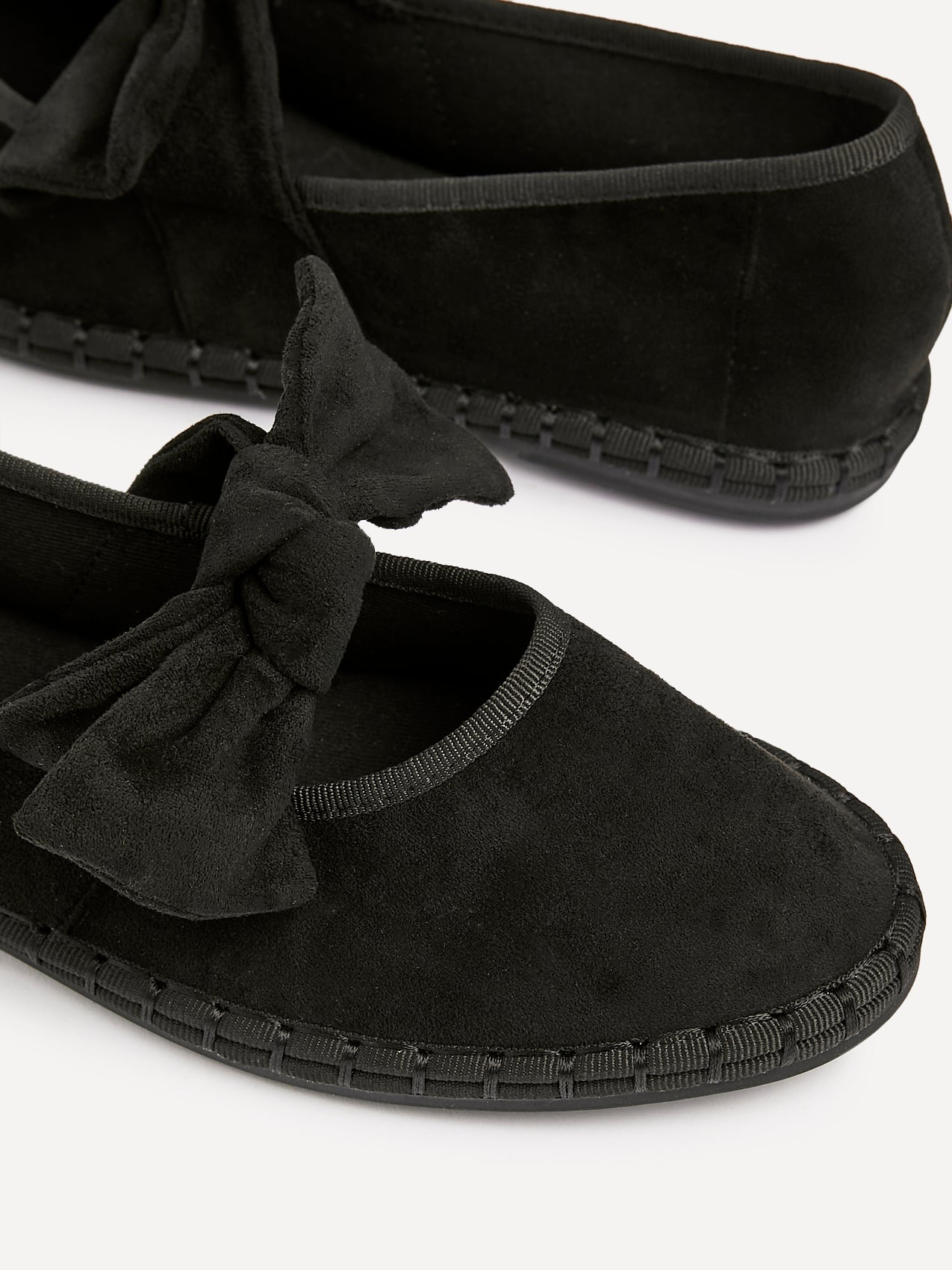 Pout Black Faux Suede Pumps