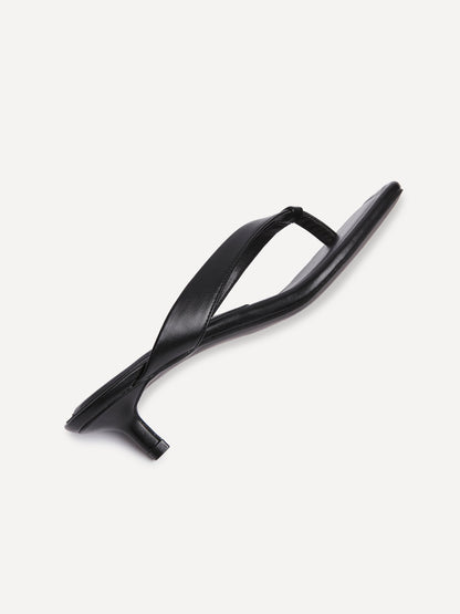 Potential Black Toe Post Kitten Heels