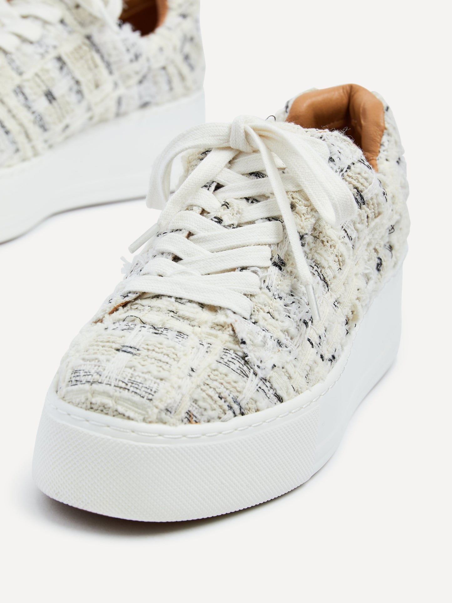 Quest White Tweed Trainers