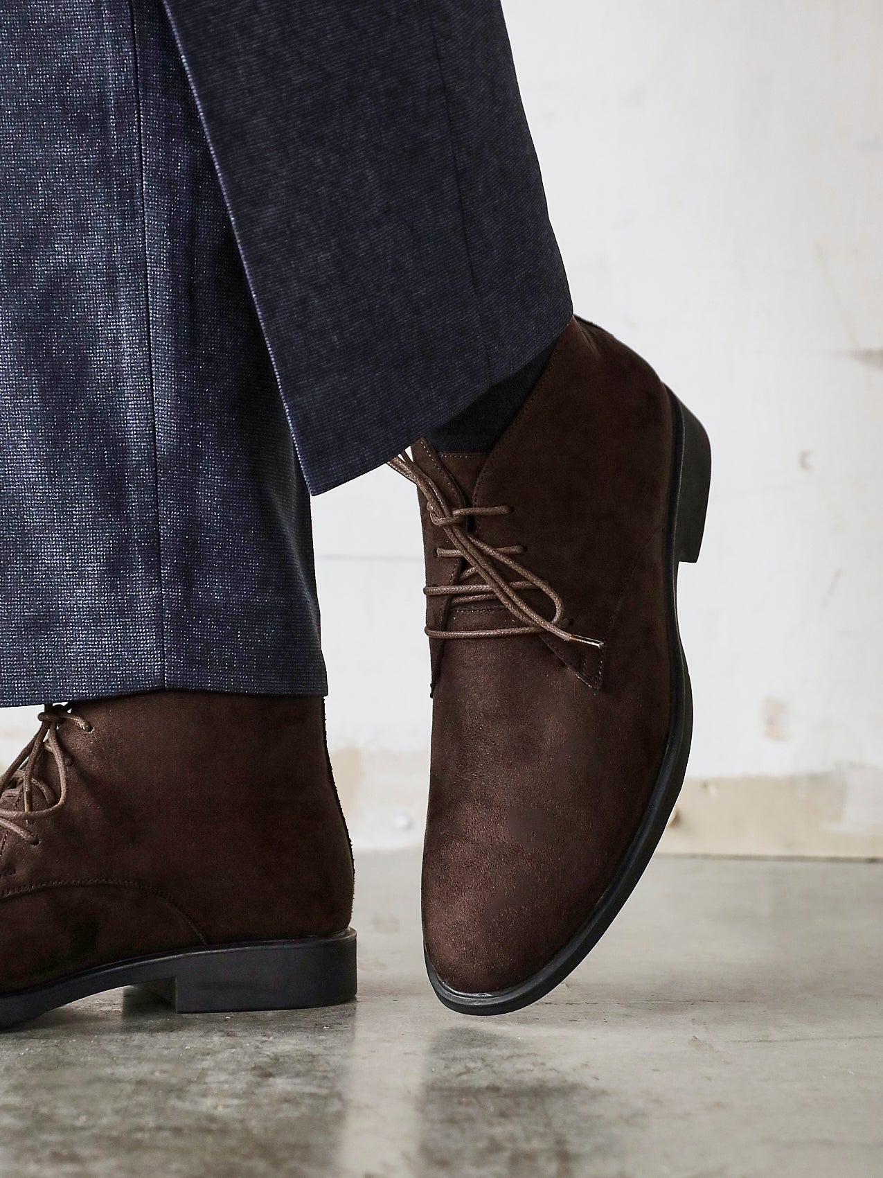 Ricardo Mens Brown Faux Suede Chukka Boots
