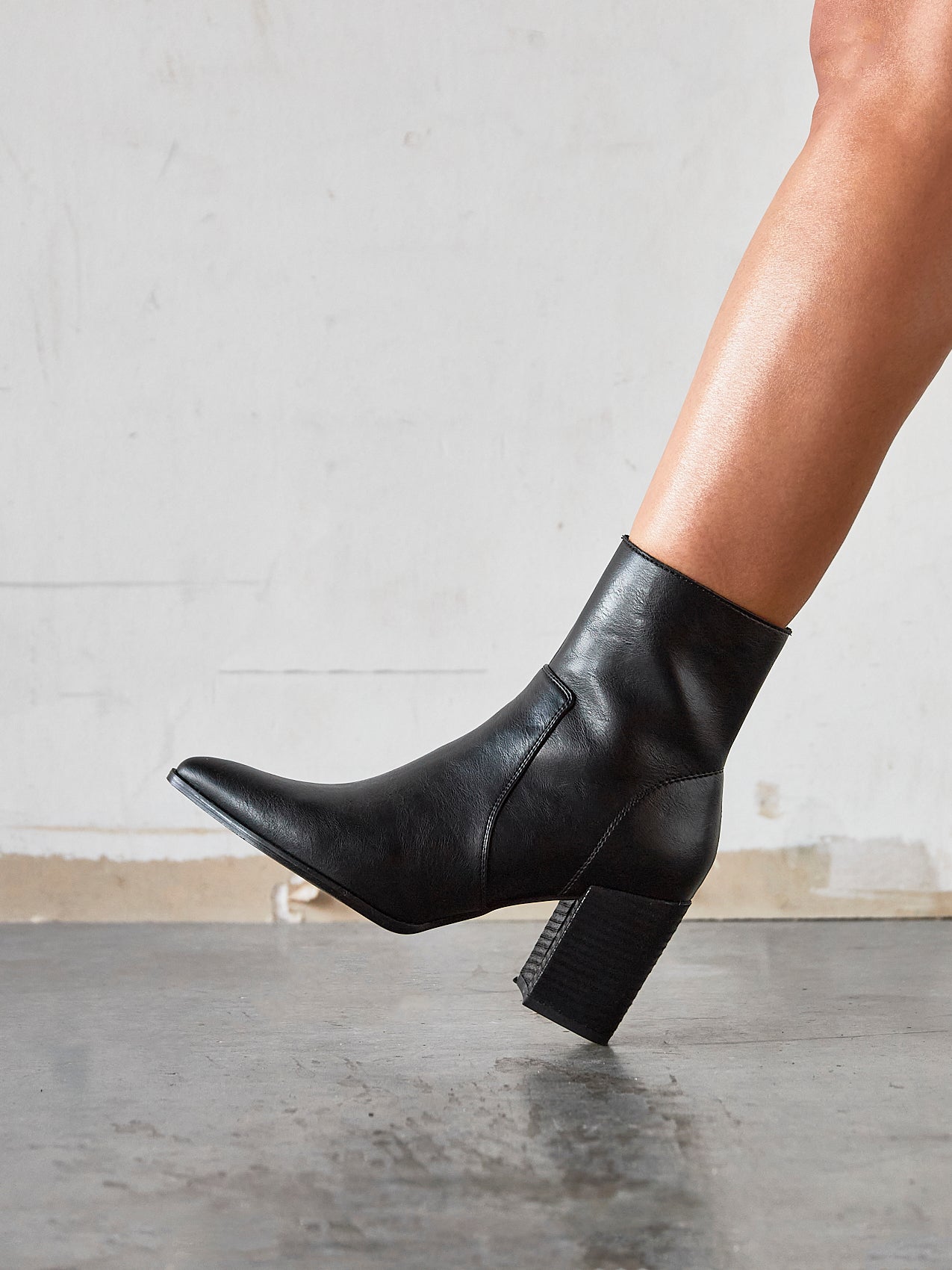 Advance Black Faux Leather Heeled Ankle Boots