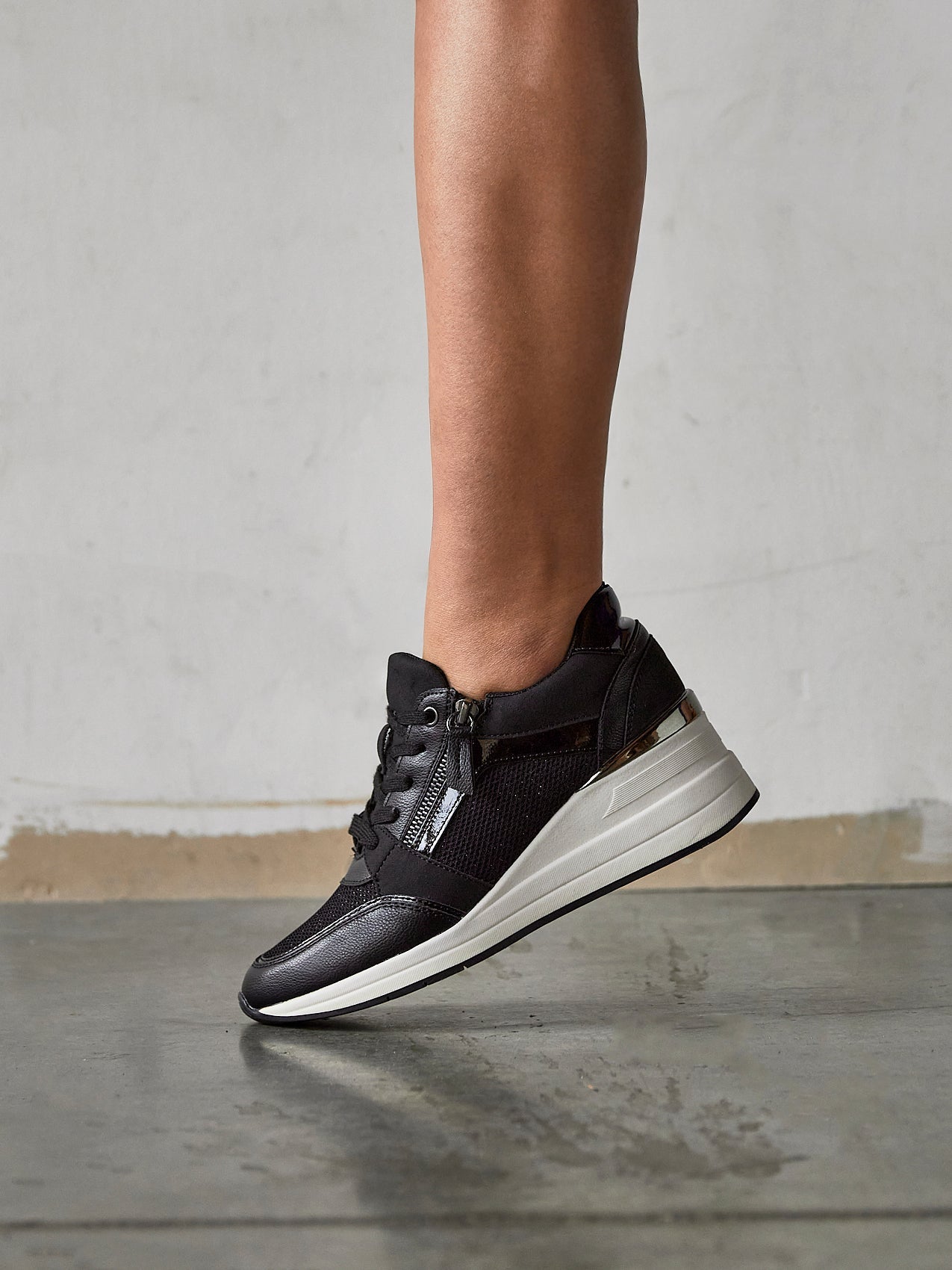 Everett Black Glitter Wedged Trainers