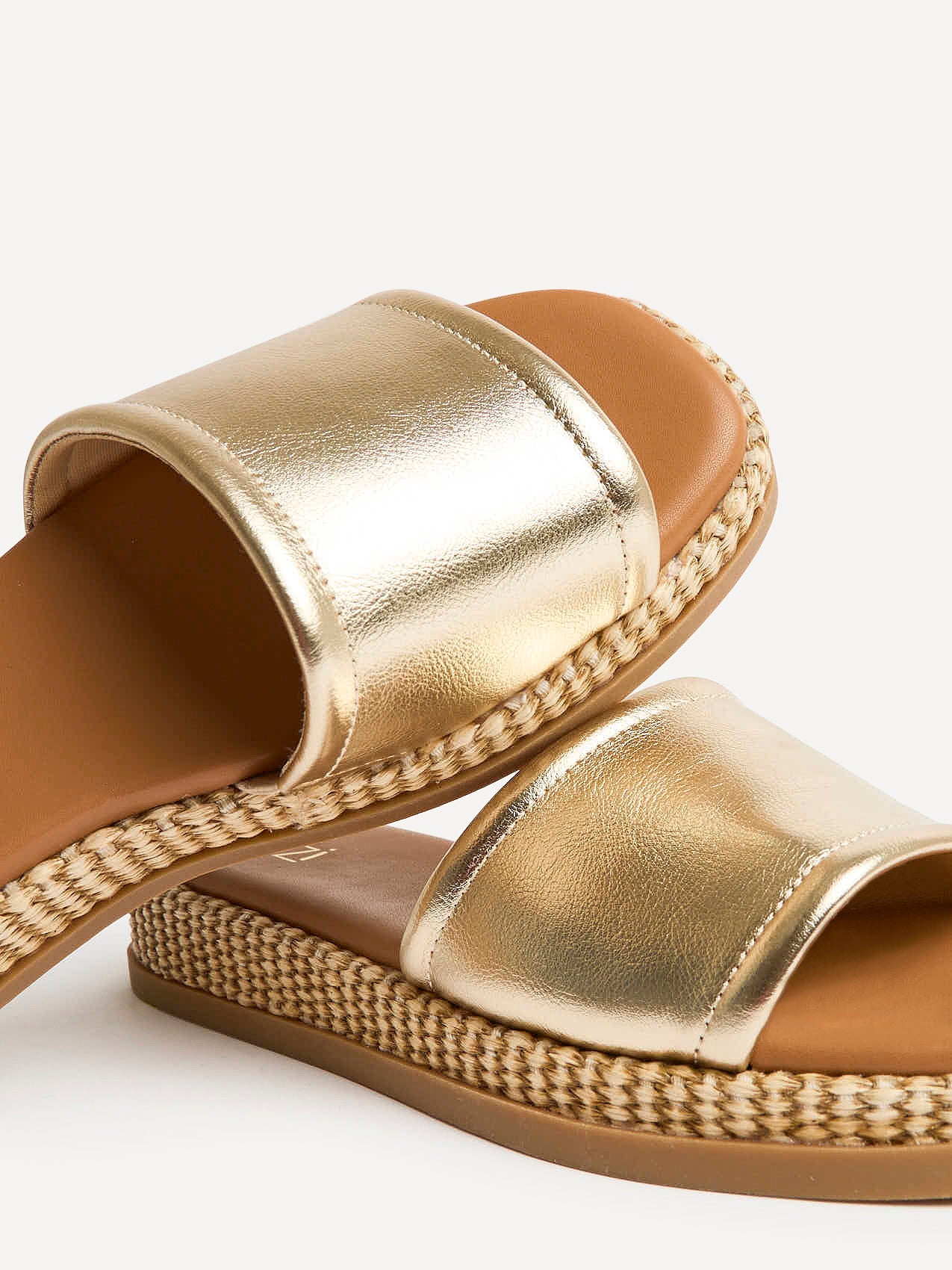 Stay Gold Flatform Mule Sandals