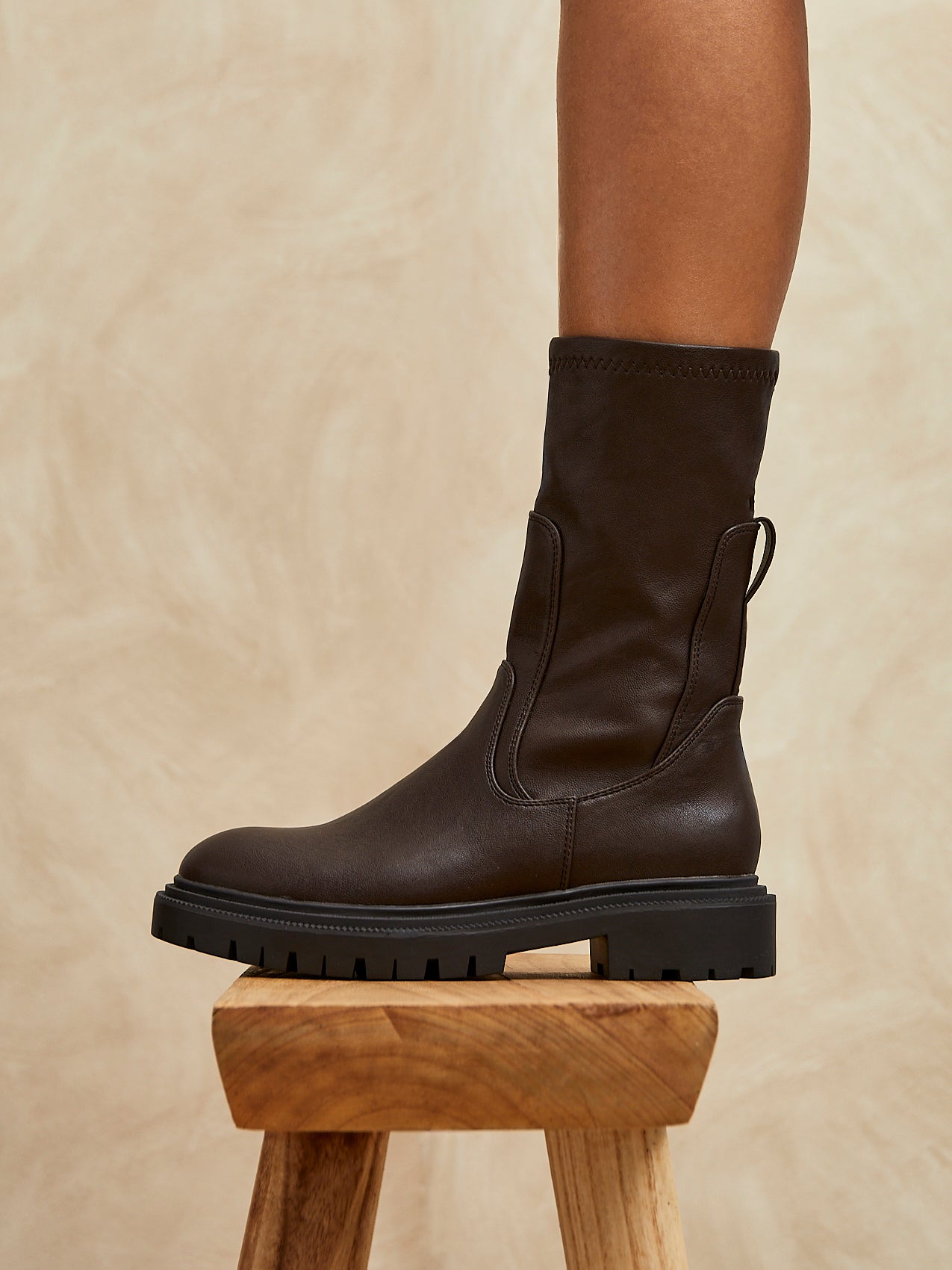 Peggy Brown Mid-Length Chelsea Boots