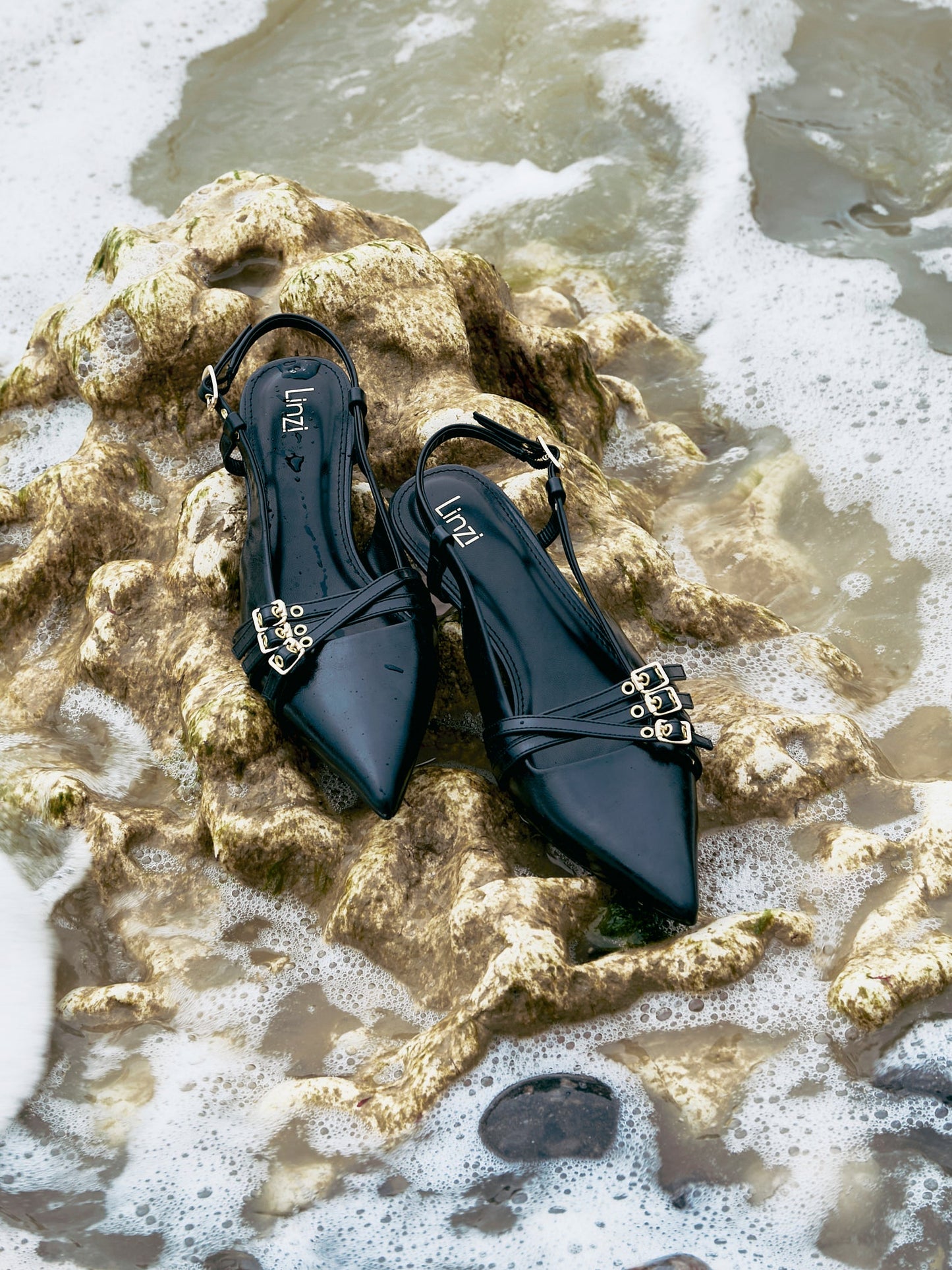 Retro Black Patent Kitten Court Heels