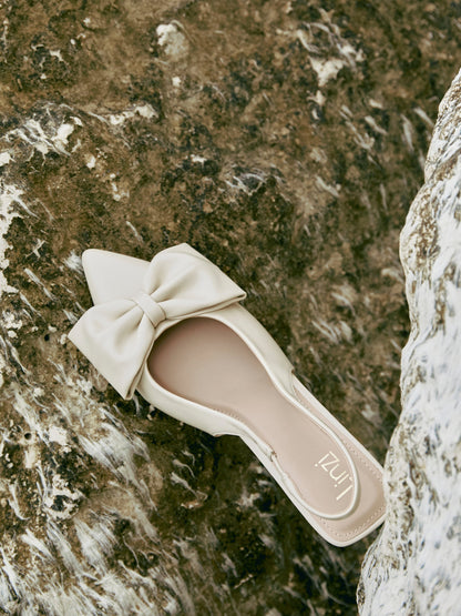 Merlot Nude Bow Court Heels