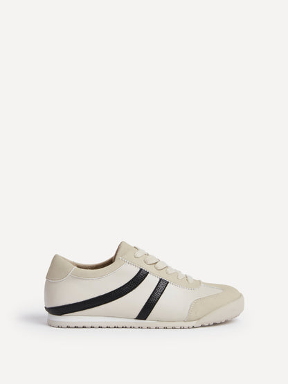 Strike Beige Trainers