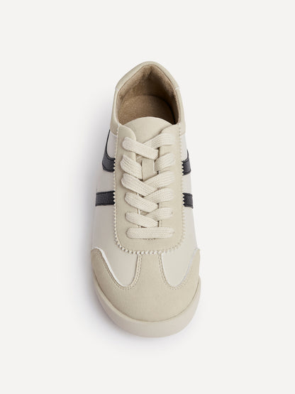 Strike Beige Trainers
