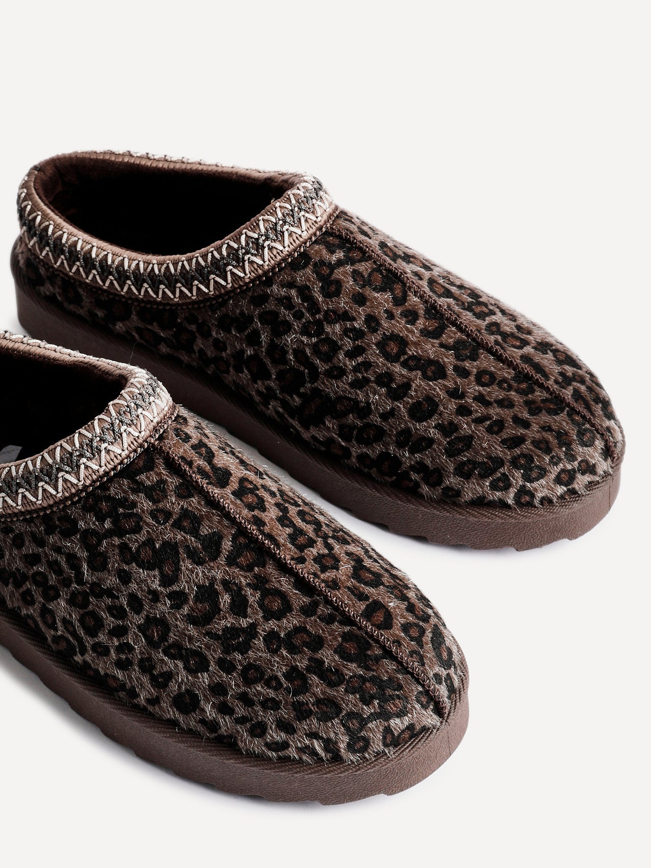 Tammy Leopard Print Faux Suede Slippers