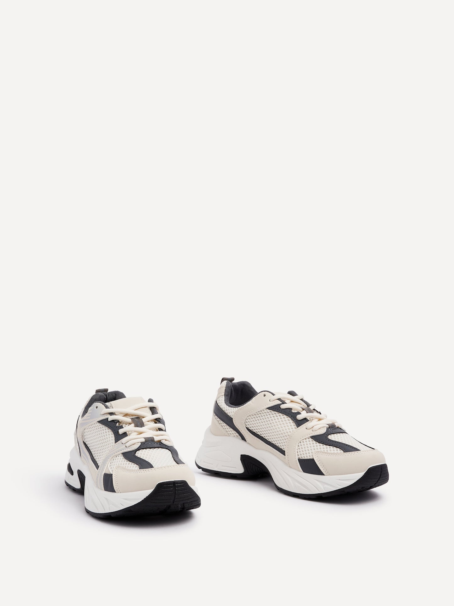 Venture Beige Mesh Trainers