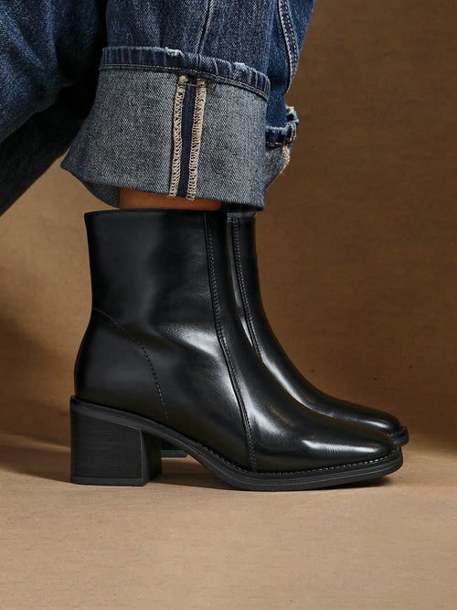 Wander Black Heeled Ankle Boots