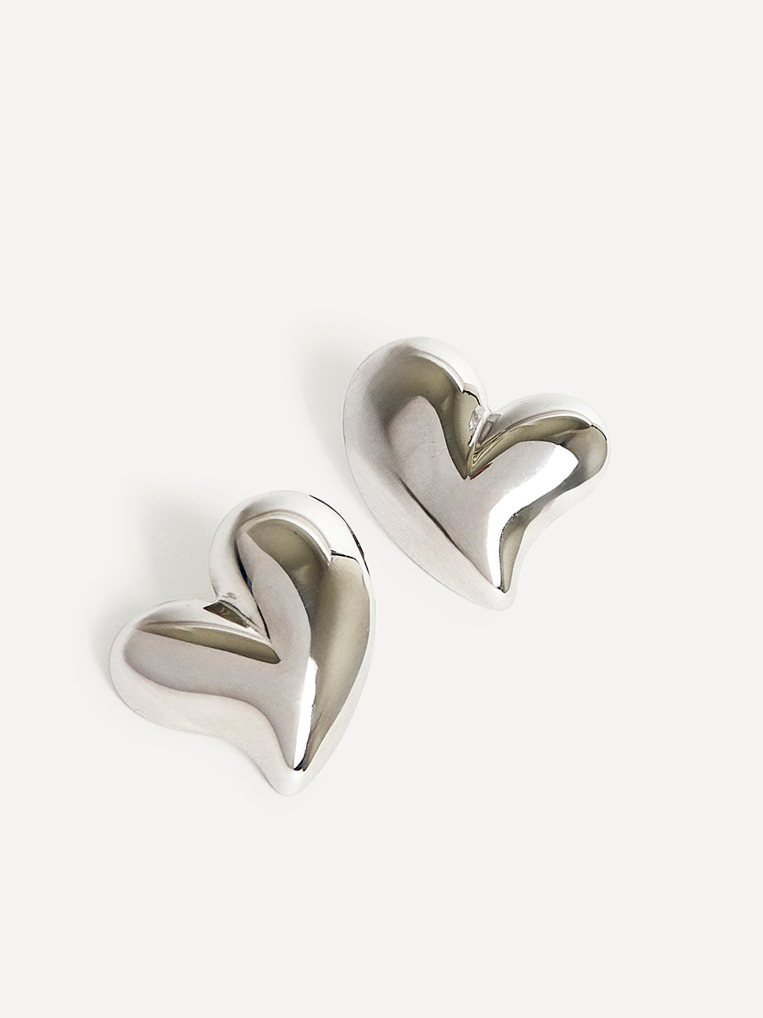 Wish Silver Wave Heart Stud Earrings