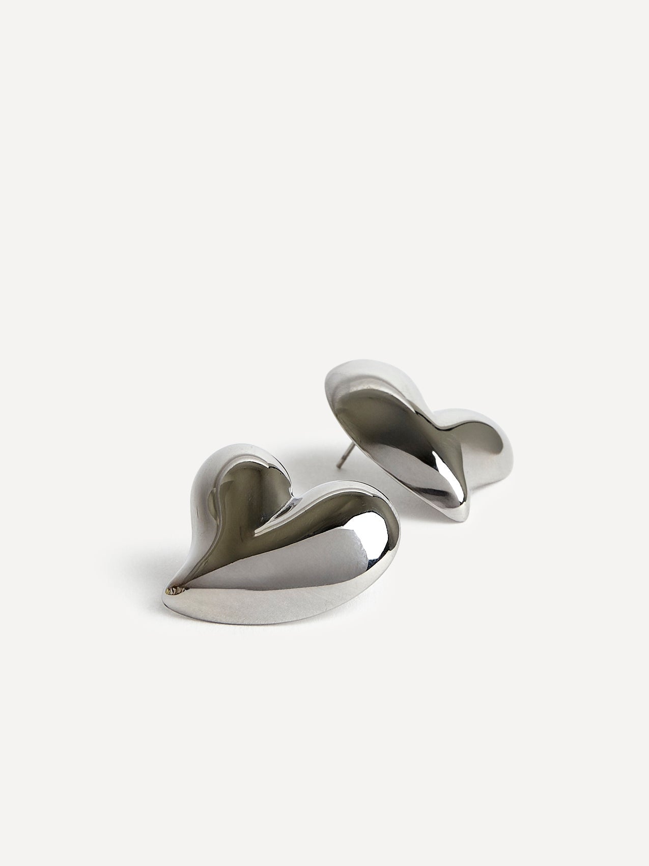 Wish Silver Wave Heart Stud Earrings