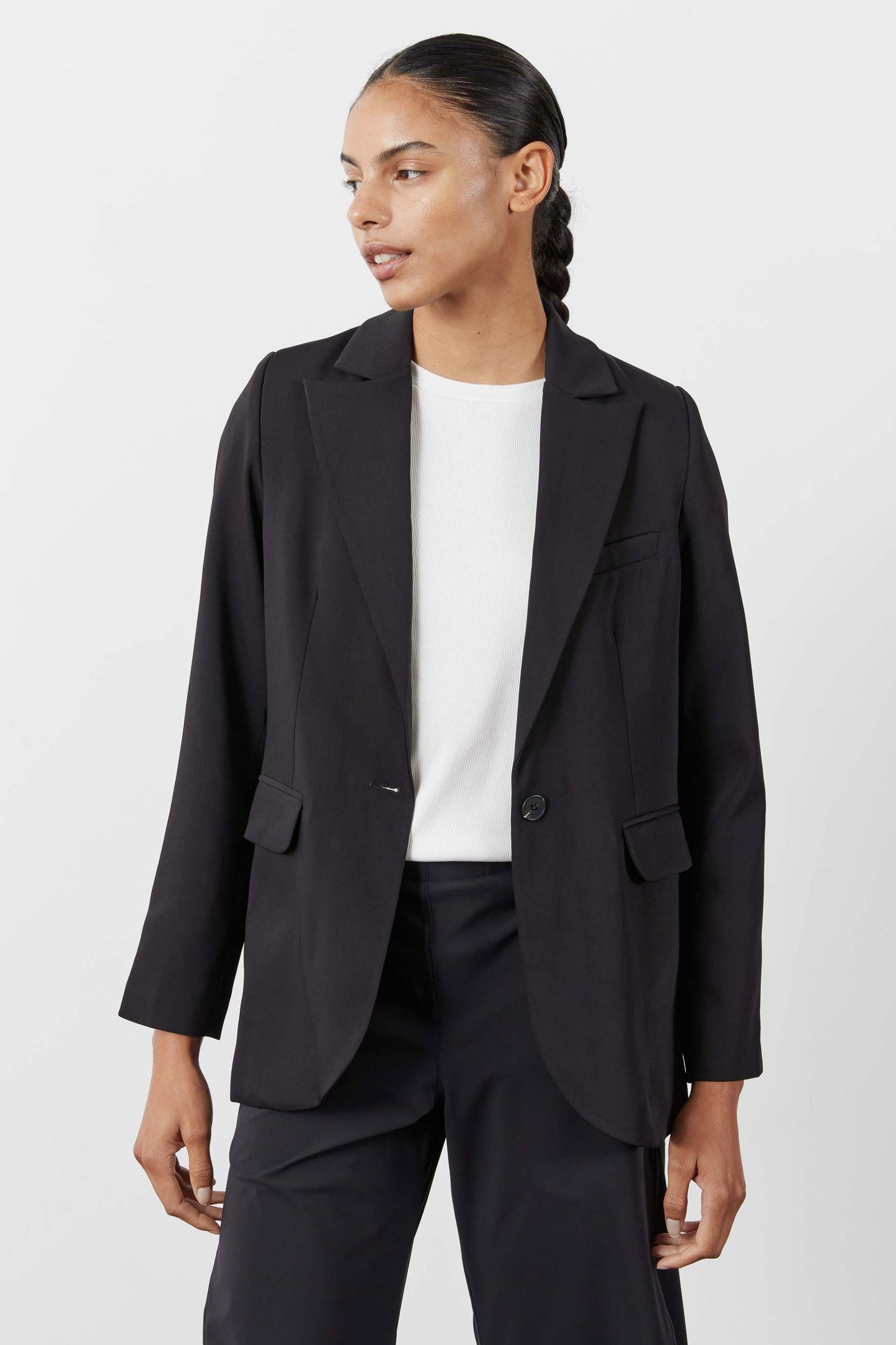 The Petite Classic Blazer That Upgrades You 2.0