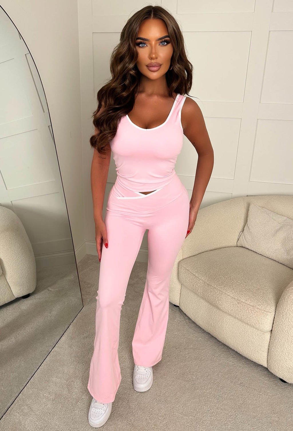 Effortless Cool Pink Contrast Edge Activewear Set