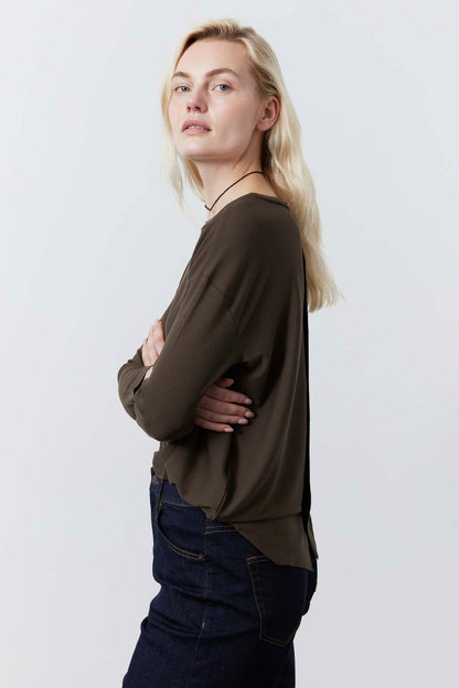Essential Top With Buttons In The Back
