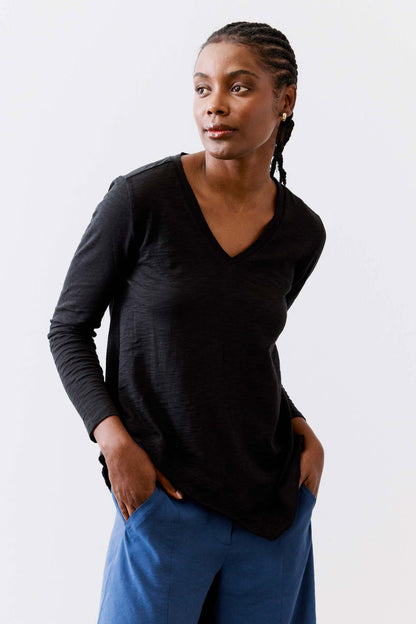 New Angle V-Neck Long Sleeve Top
