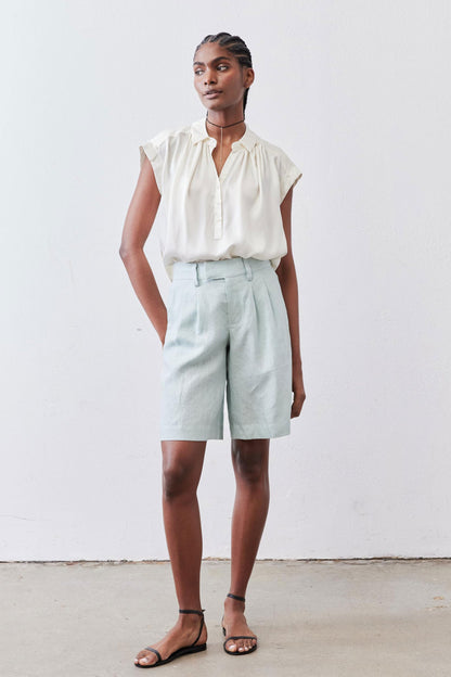 The Pleated Bermuda Shorts
